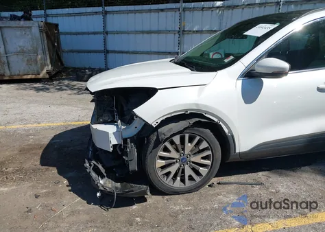 2020 Ford Escape Titanium из США, поврежденный, VIN 1FMCU9J97LUB15089